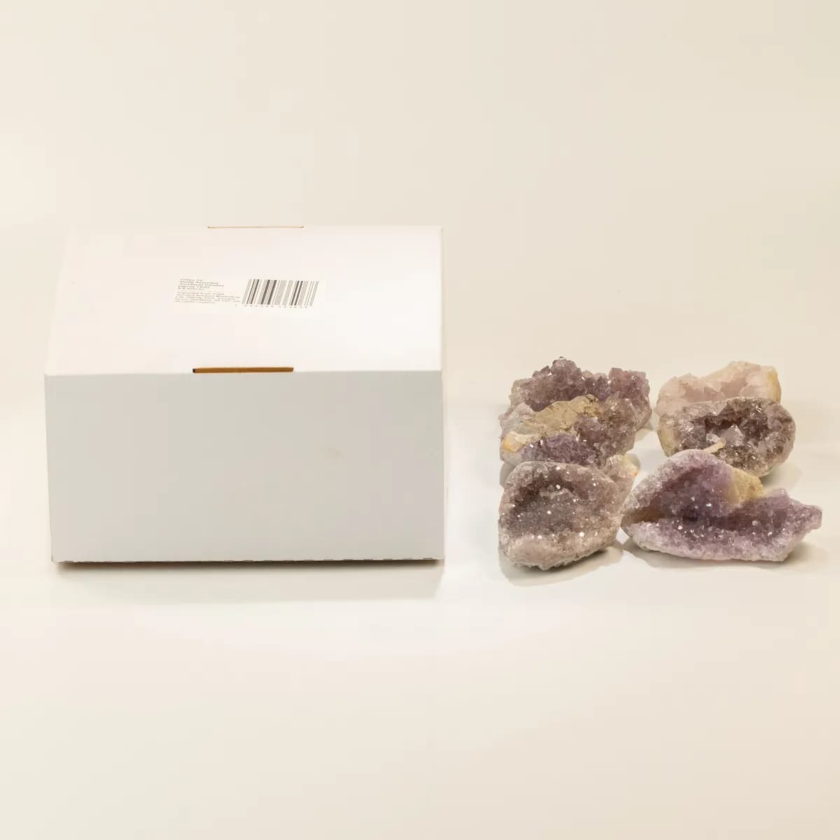 Small Assorted Amethyst Geodes - 3-5 cm   (aprox 1KG) 4-6 pieces